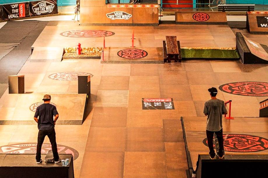 Para não perder nenhuma manobra chegue cedo, os ingressos serão trocados em ordem de chegada Para não perder nenhuma manobra chegue cedo, os ingressos serão trocados em ordem de chegada