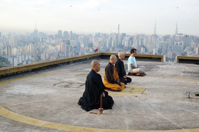 Meditação no Copan Meditação no Copan