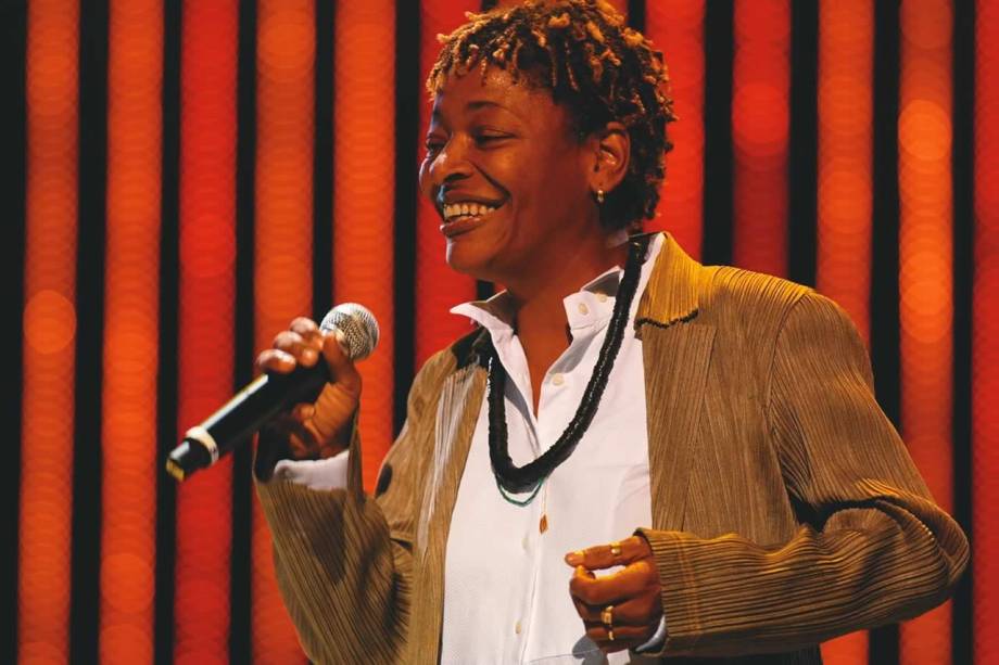 A cantora e compositora carioca: terra dos antepassados A cantora e compositora carioca: terra dos antepassados
