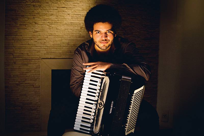O sanfoneiro sergipano Mestrinho: espetáculo no domingo (21), às 6h