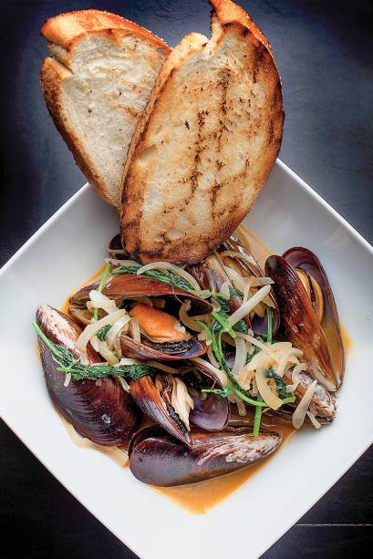 mexilhões ao curry vermelho mexilhões ao curry vermelho