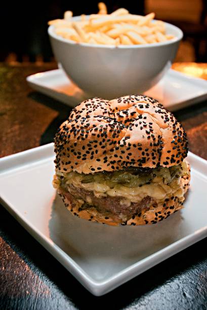 O hambúrguer secreto, a única pedida da casa O hambúrguer secreto, a única pedida da casa