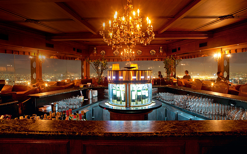 O equipamento redondo e dourado: novidade no nobre ambiente O equipamento redondo e dourado: novidade no nobre ambiente