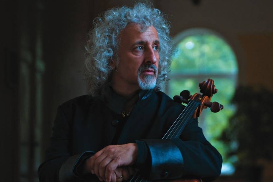 O violoncelista Mischa Maisky