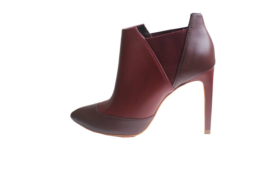 Sapato montana: de R$ 1.300,00 por R$ 780,00 Sapato montana: de R$ 1.300,00 por R$ 780,00