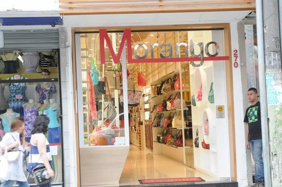 A Morango Bijoux não tem valor mínimo de compra, mas aceita apenas dinheiro A Morango Bijoux não tem valor mínimo de compra, mas aceita apenas dinheiro