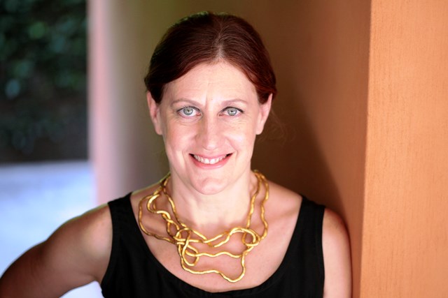 A cantora e compositora Ná Ozzetti A cantora e compositora Ná Ozzetti