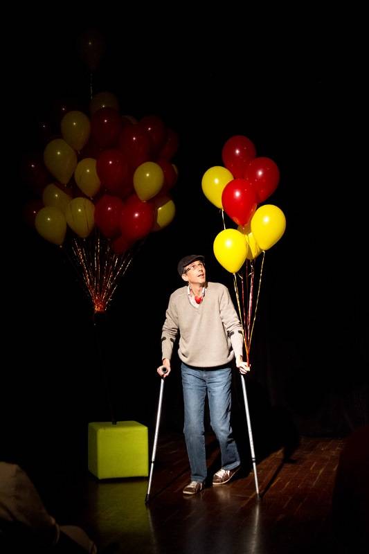 O ator Nando Bolognesi, de 46 anos: histórias sobre a convivência com a esclerose O ator Nando Bolognesi, de 46 anos: histórias sobre a convivência com a esclerose