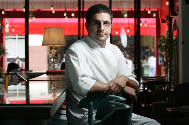 O chef Flavio Santoro responde pela execução das receitas O chef Flavio Santoro responde pela execução das receitas