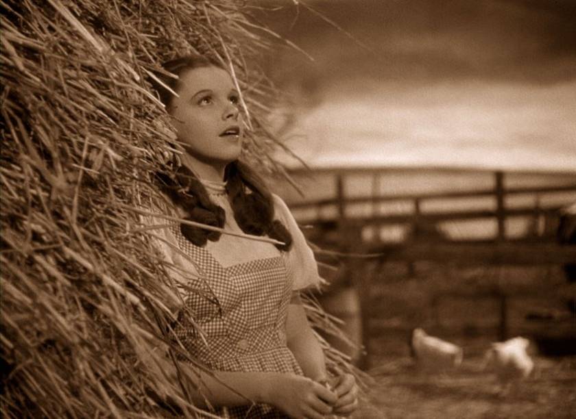 O Mágico de Oz: Judy Garland como a sonhadora Dorothy O Mágico de Oz: Judy Garland como a sonhadora Dorothy