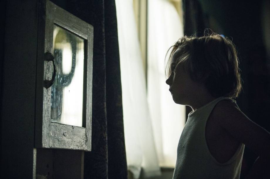 O Monstro no Armário, de Stephen Dunn O Monstro no Armário, de Stephen Dunn