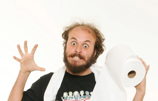 Paulinho Serra em Pedaços: ator apresenta show de stand-up comedy Paulinho Serra em Pedaços: ator apresenta show de stand-up comedy