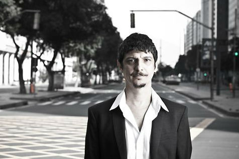 O cantor e compositor Pedro Luis O cantor e compositor Pedro Luis