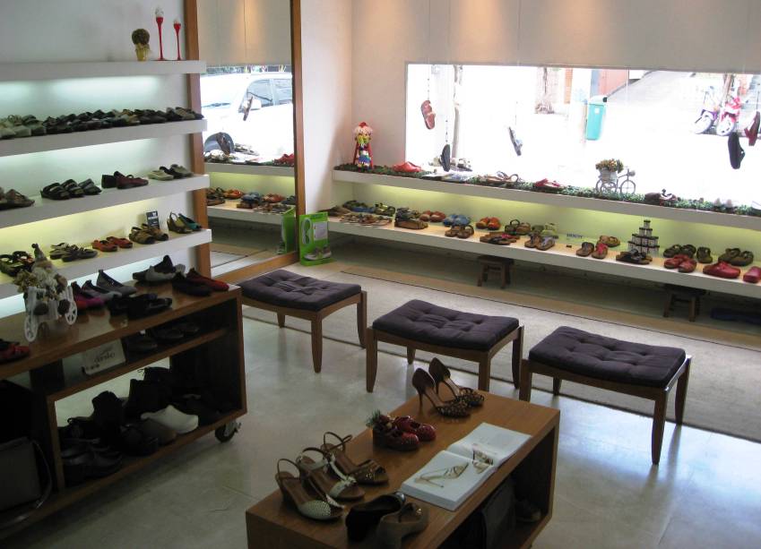 Loja física da Perere: nas prateleiras, garimpos do exterior Loja física da Perere: nas prateleiras, garimpos do exterior