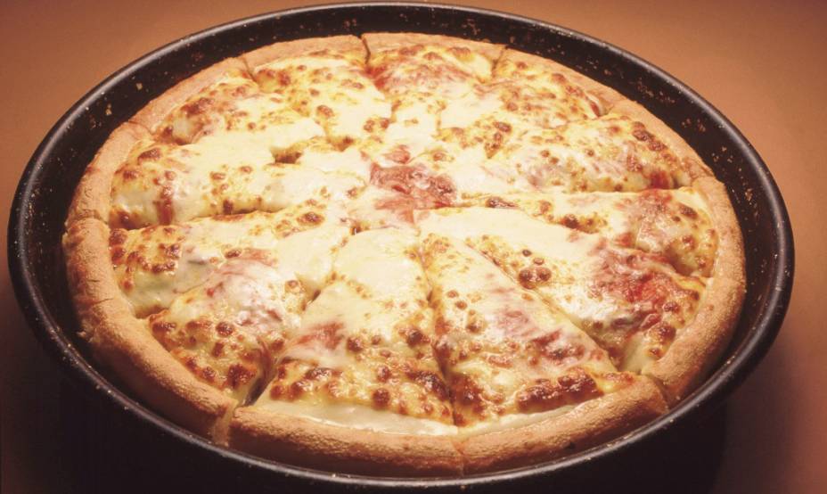 Pizza de mussarela, da Pizza Hut