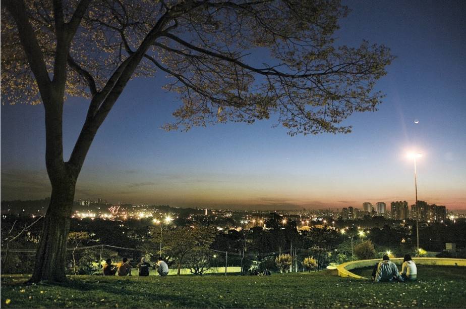 Praça do Por do Sol: para admirar a paisagem Praça do Por do Sol: para admirar a paisagem