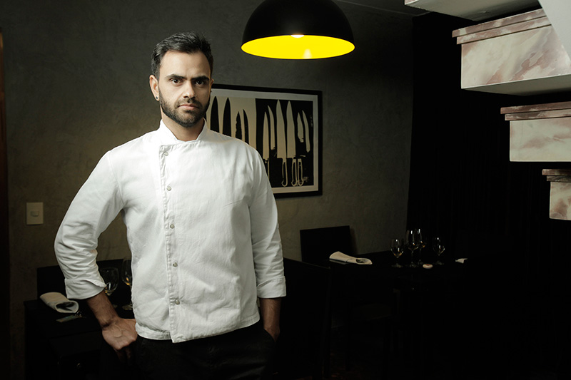 Rafael Francisco, responsável pelo reduzido menu Rafael Francisco, responsável pelo reduzido menu