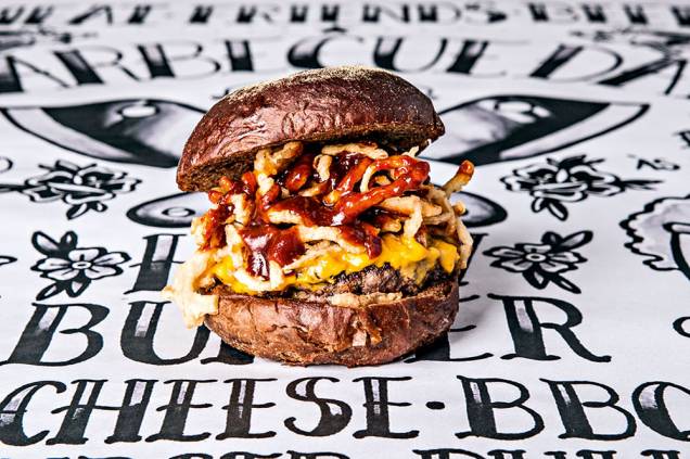 <span>Hamburguer do </span><a href="https://beta-develop.vejasp.abril.com.br/estabelecimento/holy-burger/">Holy Burger</a> <span>Hamburguer do </span><a href="https://beta-develop.vejasp.abril.com.br/estabelecimento/holy-burger/">Holy Burger</a>
