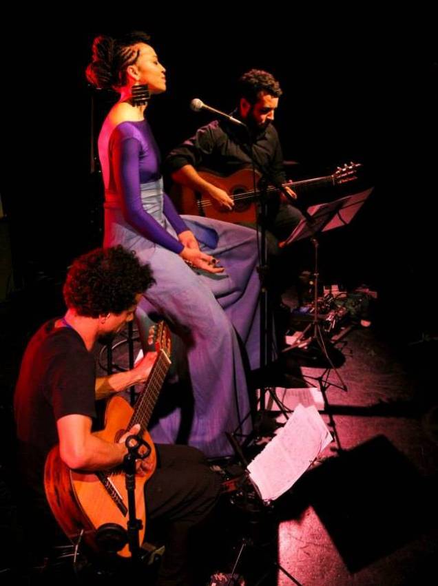 A cantora Roberta Estrela D’Alva A cantora Roberta Estrela D’Alva