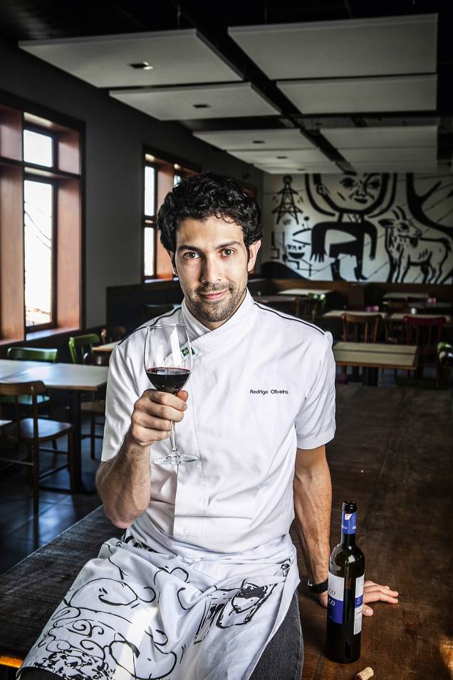 O chef Rodrigo Oliveira O chef Rodrigo Oliveira