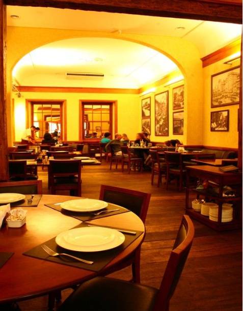 Santa Tereza: ocupa um sobrado atrás da Catedral da Sé Santa Tereza: ocupa um sobrado atrás da Catedral da Sé