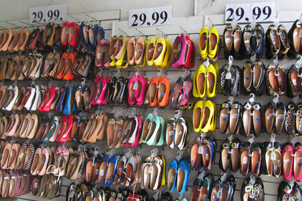 Outlet da Martinez na Mooca: diversos sapatos femininos Outlet da Martinez na Mooca: diversos sapatos femininos