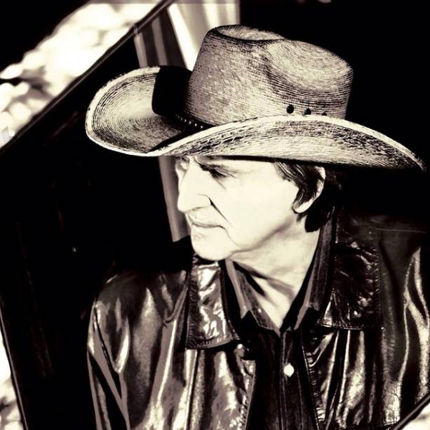 O cantor Sérgio Reis O cantor Sérgio Reis