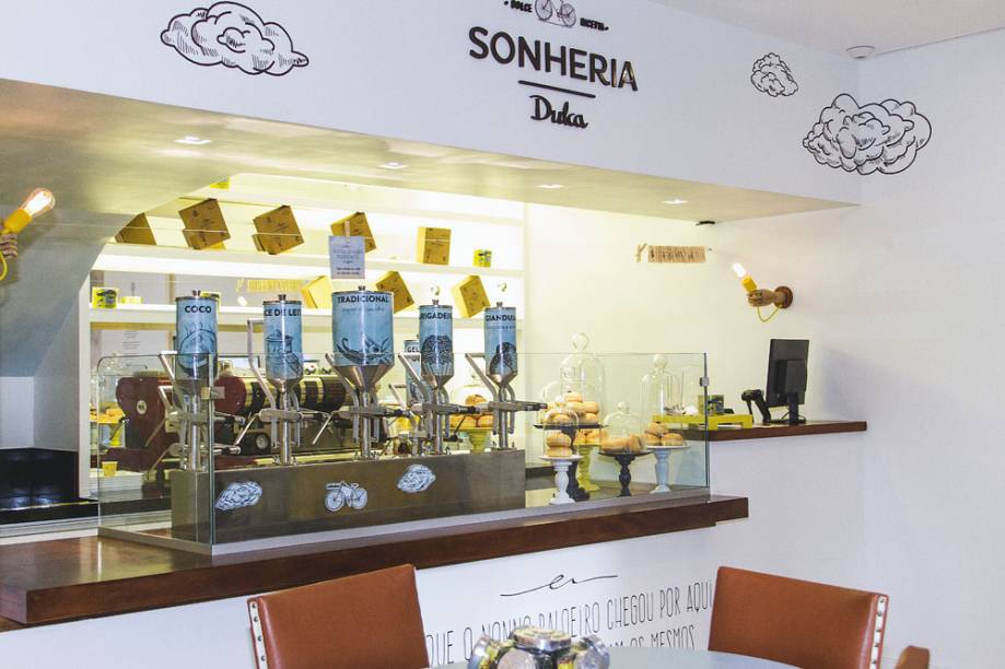 O balcão de guloseimas oferece opções como a de doce de leite; ao todo são sete versões O balcão de guloseimas oferece opções como a de doce de leite; ao todo são sete versões