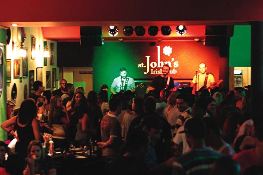 Ambiente mais espaçoso: capaz de comportar até 600 pessoas Ambiente mais espaçoso: capaz de comportar até 600 pessoas