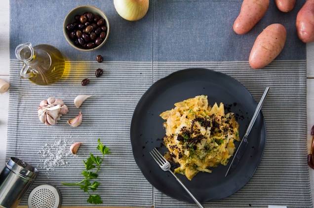 Bacalhau à brás da Taberna da Esquina: a receita clássica salpicada de azeitona preta é servida às quartas Bacalhau à brás da Taberna da Esquina: a receita clássica salpicada de azeitona preta é servida às quartas
