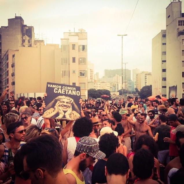 Bloco tarado Ni Você homenageia Caetano Veloso Bloco tarado Ni Você homenageia Caetano Veloso