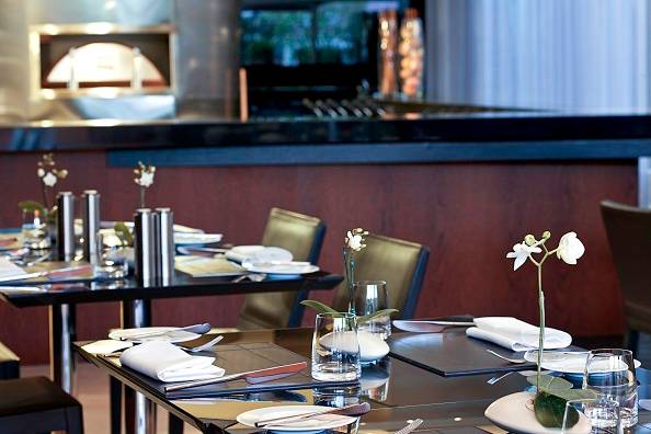 Taste It Food & Lounge
