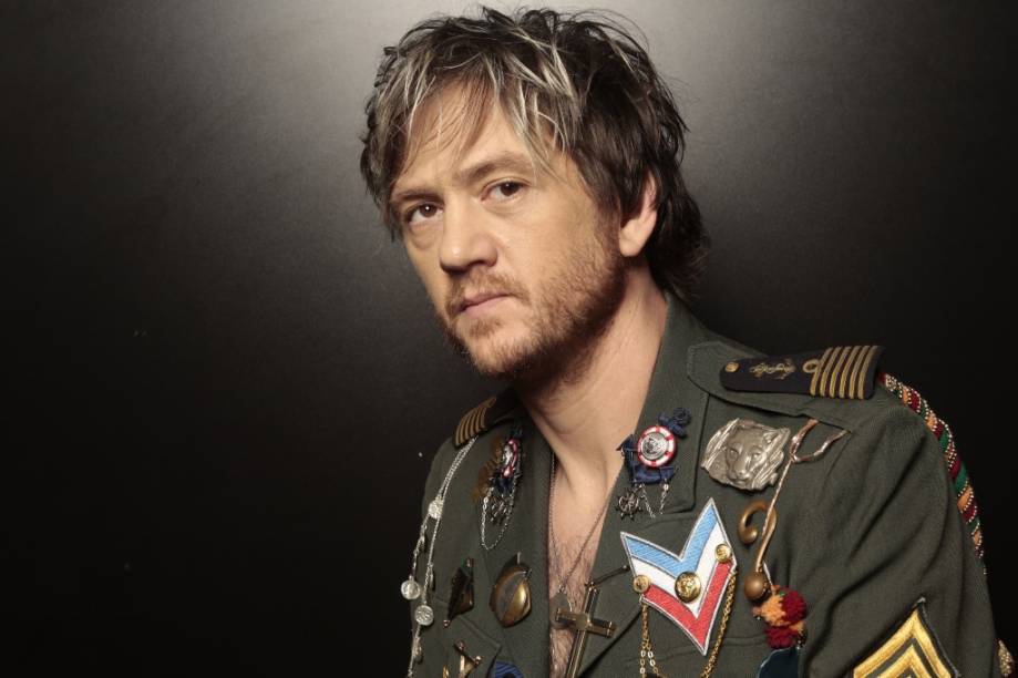 André Frateschi, junto a banda Heroes, apresenta as músicas mais icônicas de David Bowie em tributo ao artista André Frateschi, junto a banda Heroes, apresenta as músicas mais icônicas de David Bowie em tributo ao artista