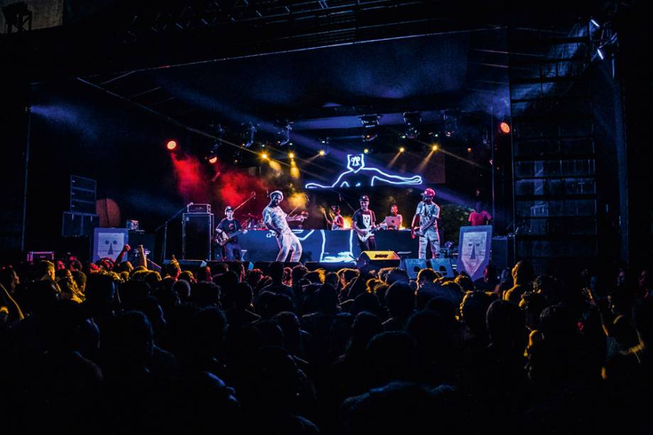 A banda liderada por Russo Passapusso: MPB contemporânea A banda liderada por Russo Passapusso: MPB contemporânea