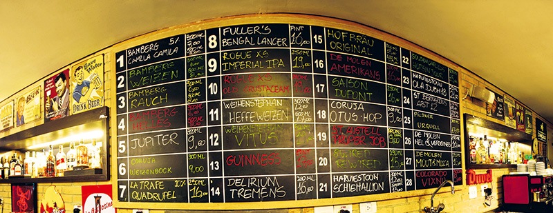 Lousa onde são marcadas as opções disponíveis: variedade Lousa onde são marcadas as opções disponíveis: variedade