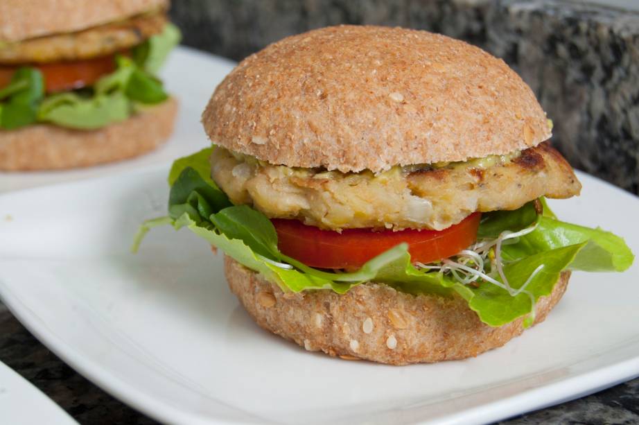 O Mercado Pop recebe o Vegan Festival que leva opções veganas para a Benedito Calixto O Mercado Pop recebe o Vegan Festival que leva opções veganas para a Benedito Calixto