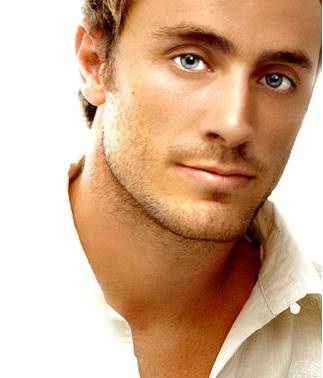 DJ Viktor Mora escalados no line-up DJ Viktor Mora escalados no line-up