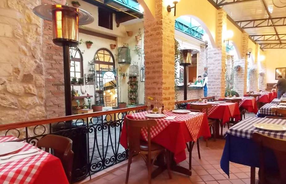 Villa Famiglia Lucco Villa Famiglia Lucco