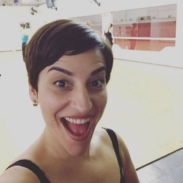 Simone Gutierrez perde 37 quilos em um ano e comemora nova fase com foto no Instagram