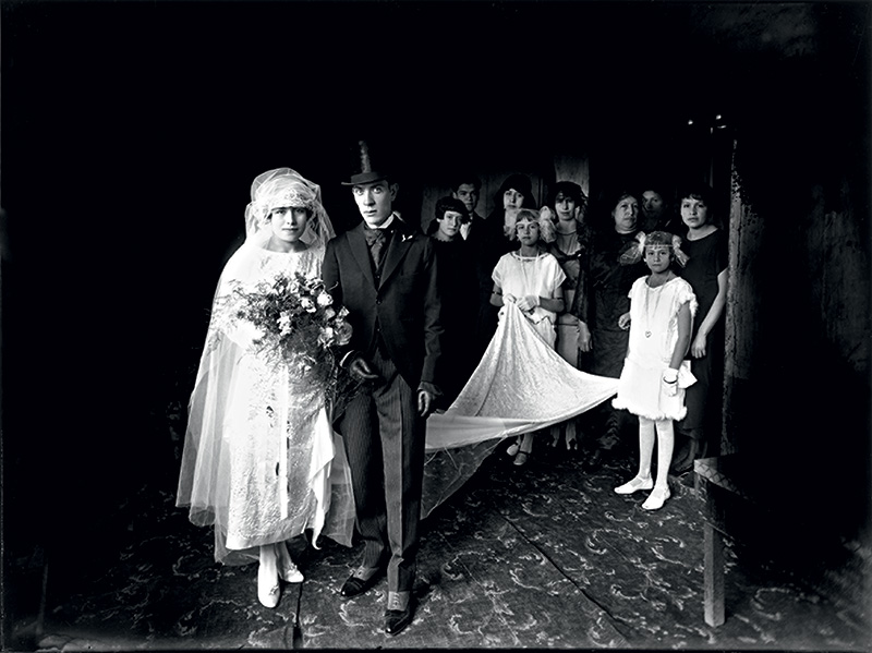 casamento do então prefeito de cuzco, no Peru: interesse em registrar do povo à elite local casamento do então prefeito de cuzco, no Peru: interesse em registrar do povo à elite local