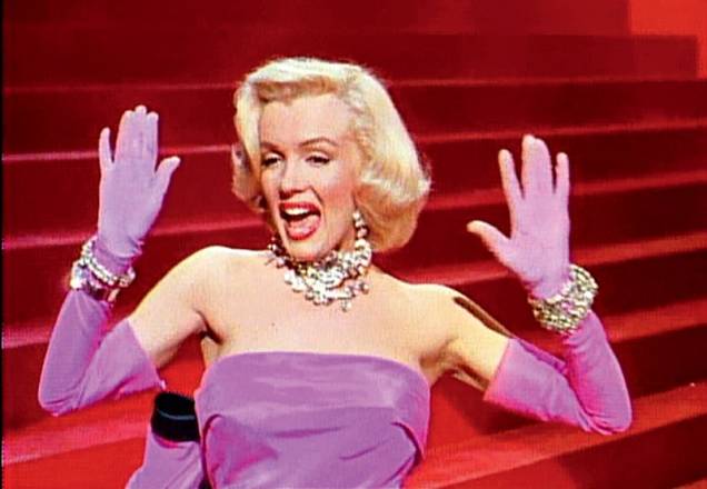 Os Homens Preferem as Loiras: Marilyn Monroe brilha no musical Os Homens Preferem as Loiras: Marilyn Monroe brilha no musical