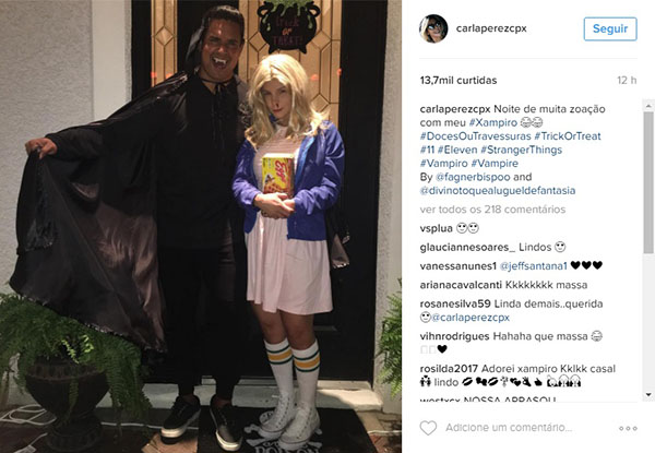 Inspirada em seriado da Netflix, fantasia de Carla Perez para o Dia das Bruxas surpreende fãs