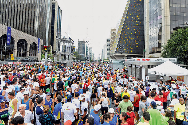 Em sua 90ª edição, a Corrida de São Silvestre ocupa as ruas da capital