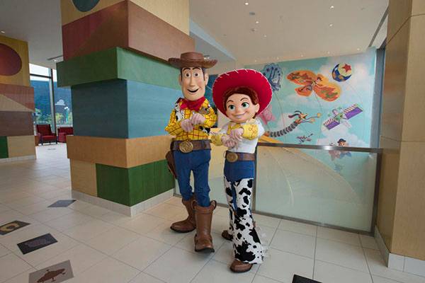 Novo hotel da Disney inspirado na animação “Toy Story” é perfeito para crianças dos anos 1990