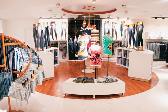 Loja-conceito da C&A, no Shopping Iguatemi Loja-conceito da C&A, no Shopping Iguatemi