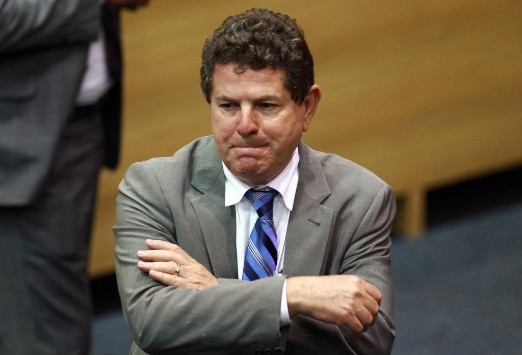 Vereador que comandou aumento do IPTU vai pagar menos imposto