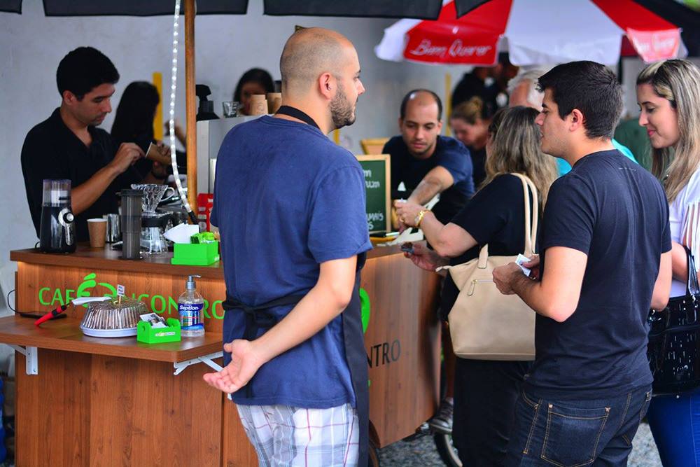 Festival CriaDivas Food Park reúne música, gastronomia e artesanato em Santos
