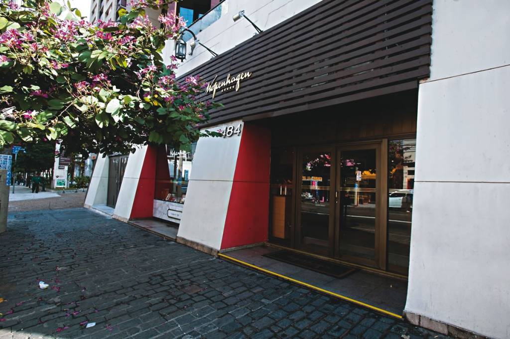 Loja da Kopenhagen na Rua Joaquim Floriano Loja da Kopenhagen na Rua Joaquim Floriano
