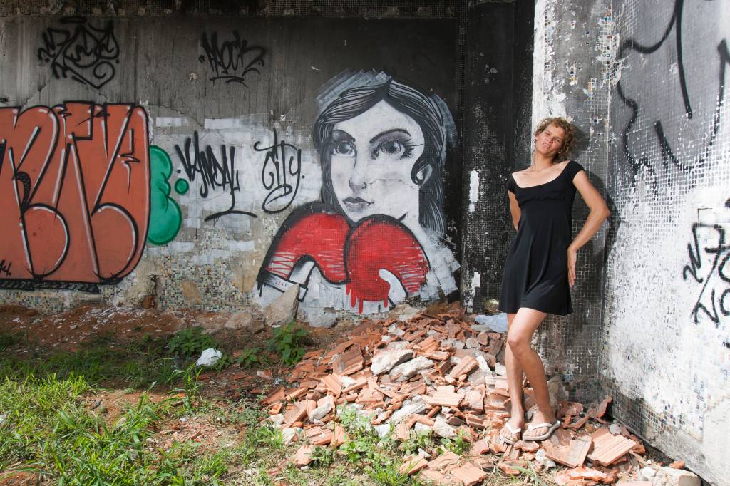 Ex-modelo Loemy Marques luta contra o crack