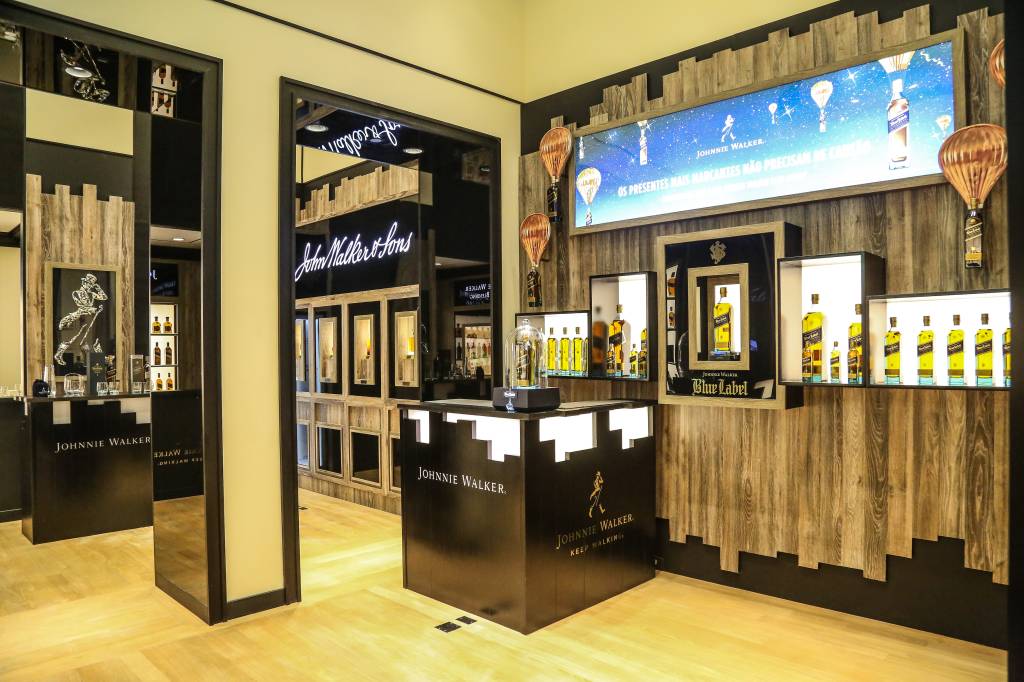 Johnnie Walker inaugura pop-up store exclusiva para o Natal